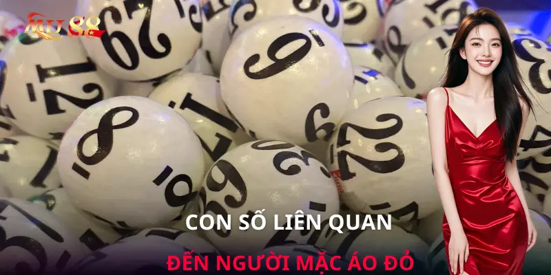 nam-mo-thay-nguoi-mac-ao-do-con-so-may-man